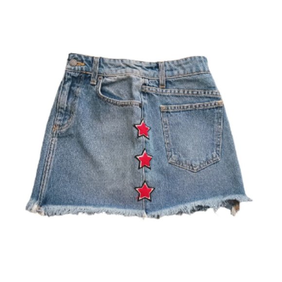 Carmar Denim Mini Skirt Size 25 -W24" Los Angeles Medium Wash Jean Raw Hem Blue - Picture 5 of 9